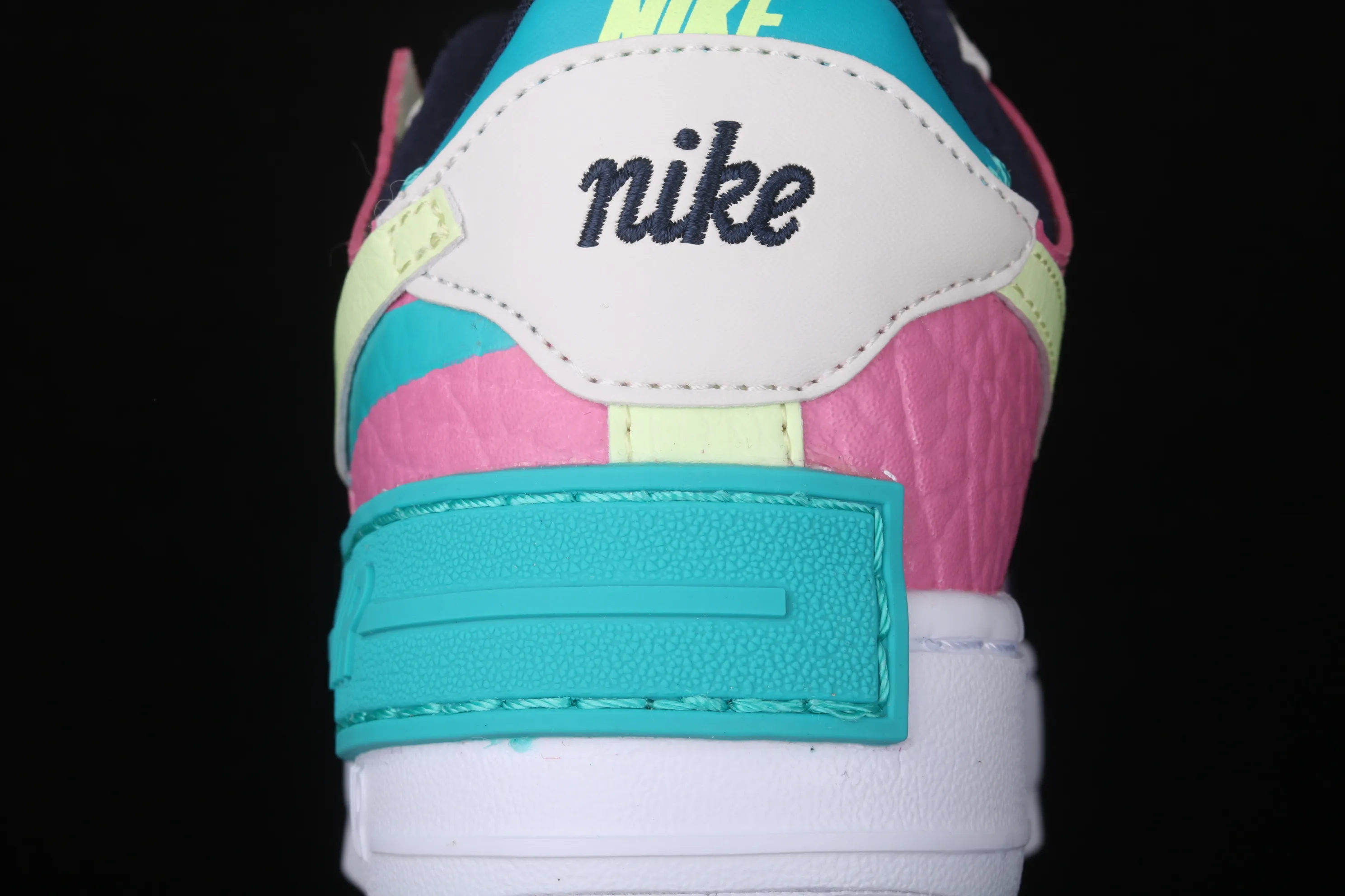 All Categories Nk Air Force 1 Air Force Series Nk Air Force 1 Shadow Air Force Lightweight Increase Nk Air Force 1 Shadow Air Force One Lightweight Increase Low-top Versatile Sneakers CK3172-001